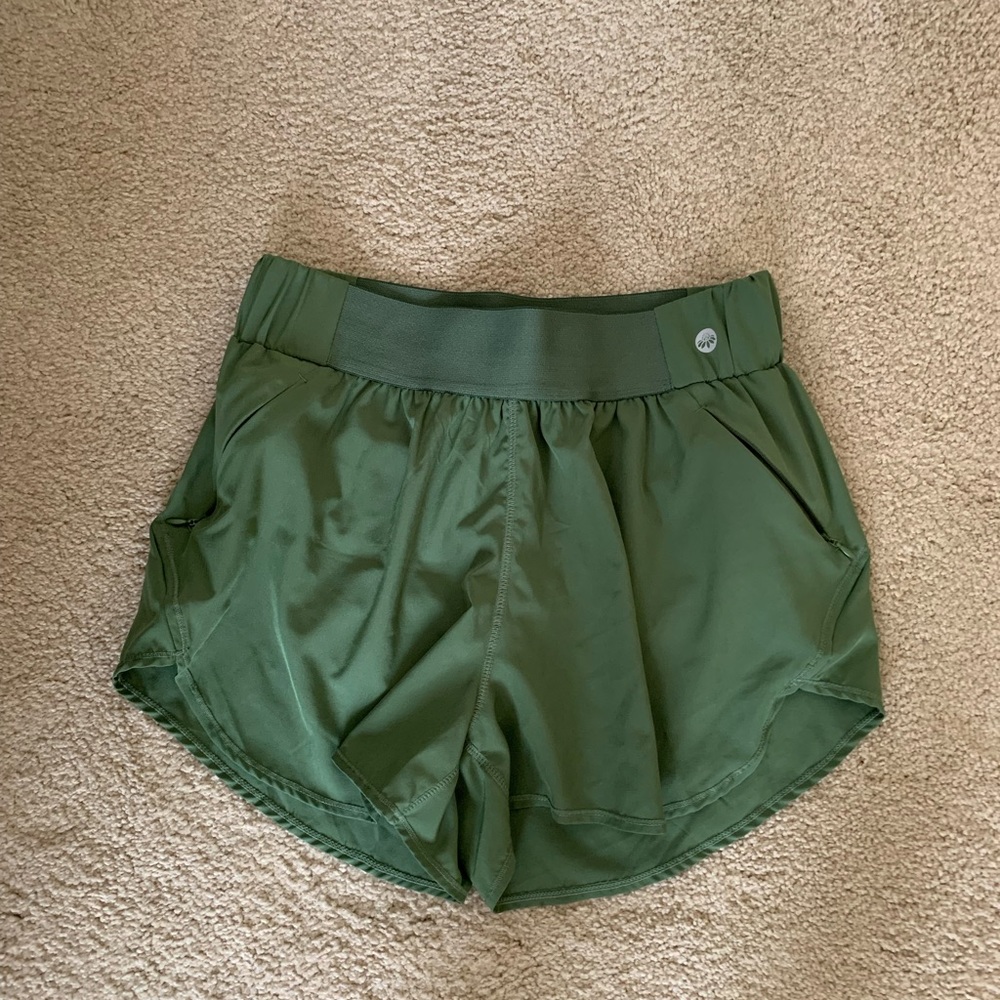 Senita women prize shorts